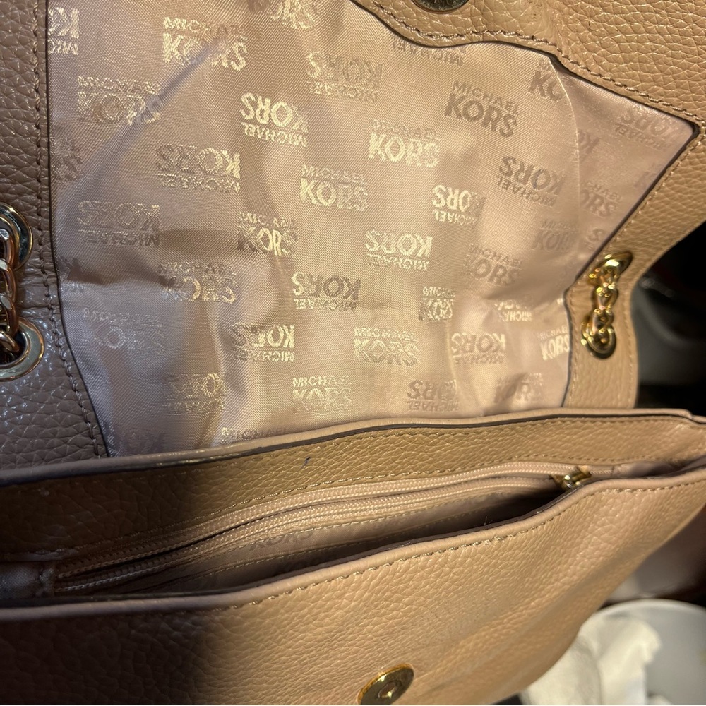 Michael Kors taupe card holder bag - Picture 4 of 8